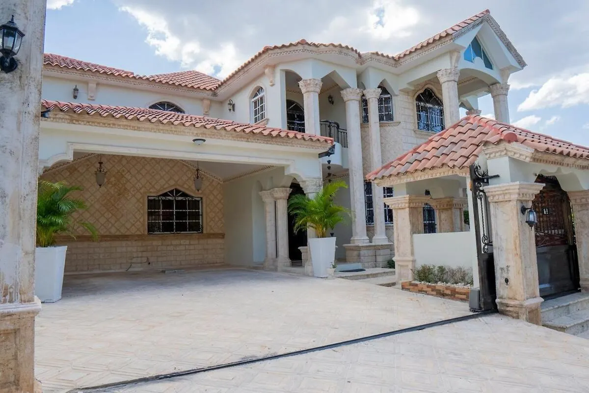 Villa La Duena - Vista Hermosa Luxury Retreat, 5Br Villa With Pool, Swim-Up Bar, Jacuzzi, Chef'S Kitchen, Fast Wi-Fi, Full Ac, Ev Charger And Solar Power, Ideal For Families & Groups Cancino