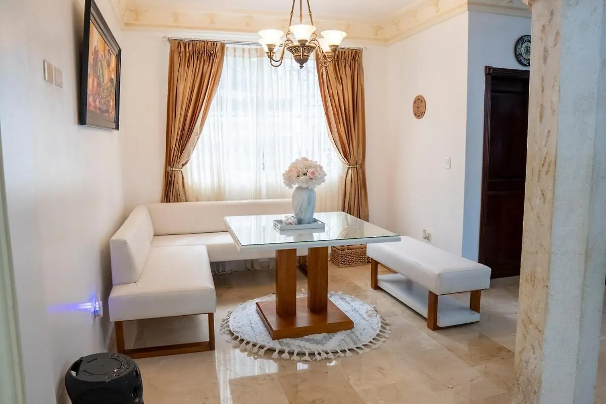 Villa La Duena - Vista Hermosa Luxury Retreat, 5Br Villa With Pool, Swim-Up Bar, Jacuzzi, Chef'S Kitchen, Fast Wi-Fi, Full Ac, Ev Charger And Solar Power, Ideal For Families & Groups Cancino