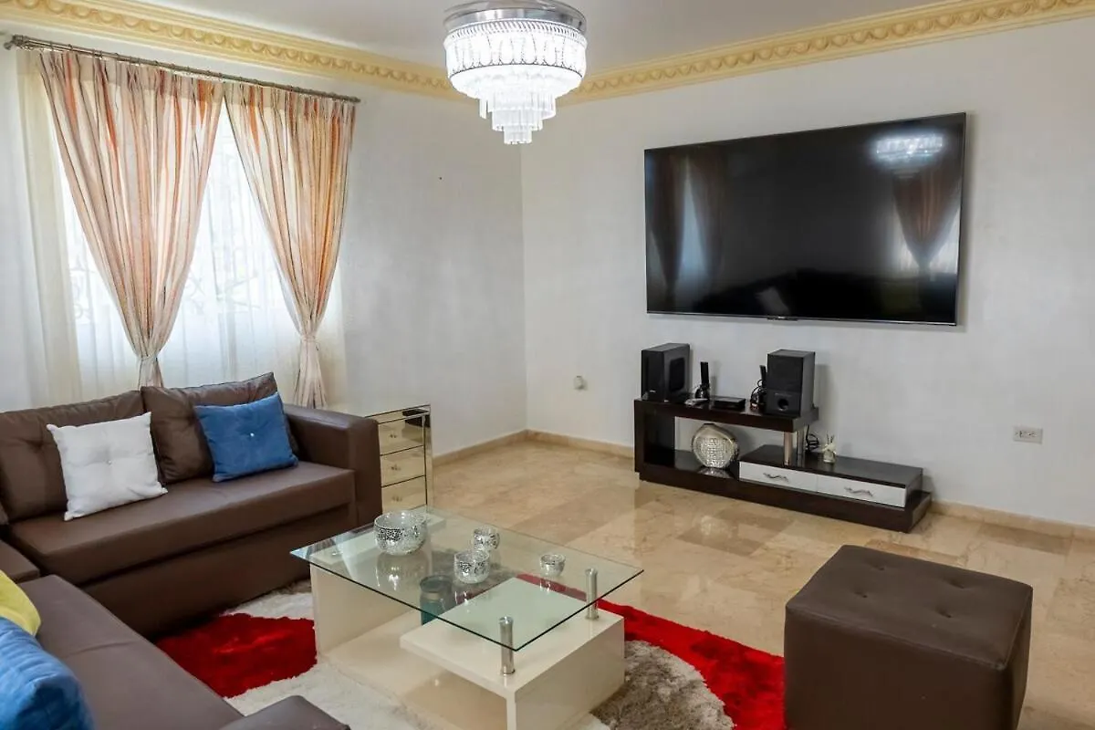 Villa La Duena - Vista Hermosa Luxury Retreat, 5Br Villa With Pool, Swim-Up Bar, Jacuzzi, Chef'S Kitchen, Fast Wi-Fi, Full Ac, Ev Charger And Solar Power, Ideal For Families & Groups Cancino 0*,