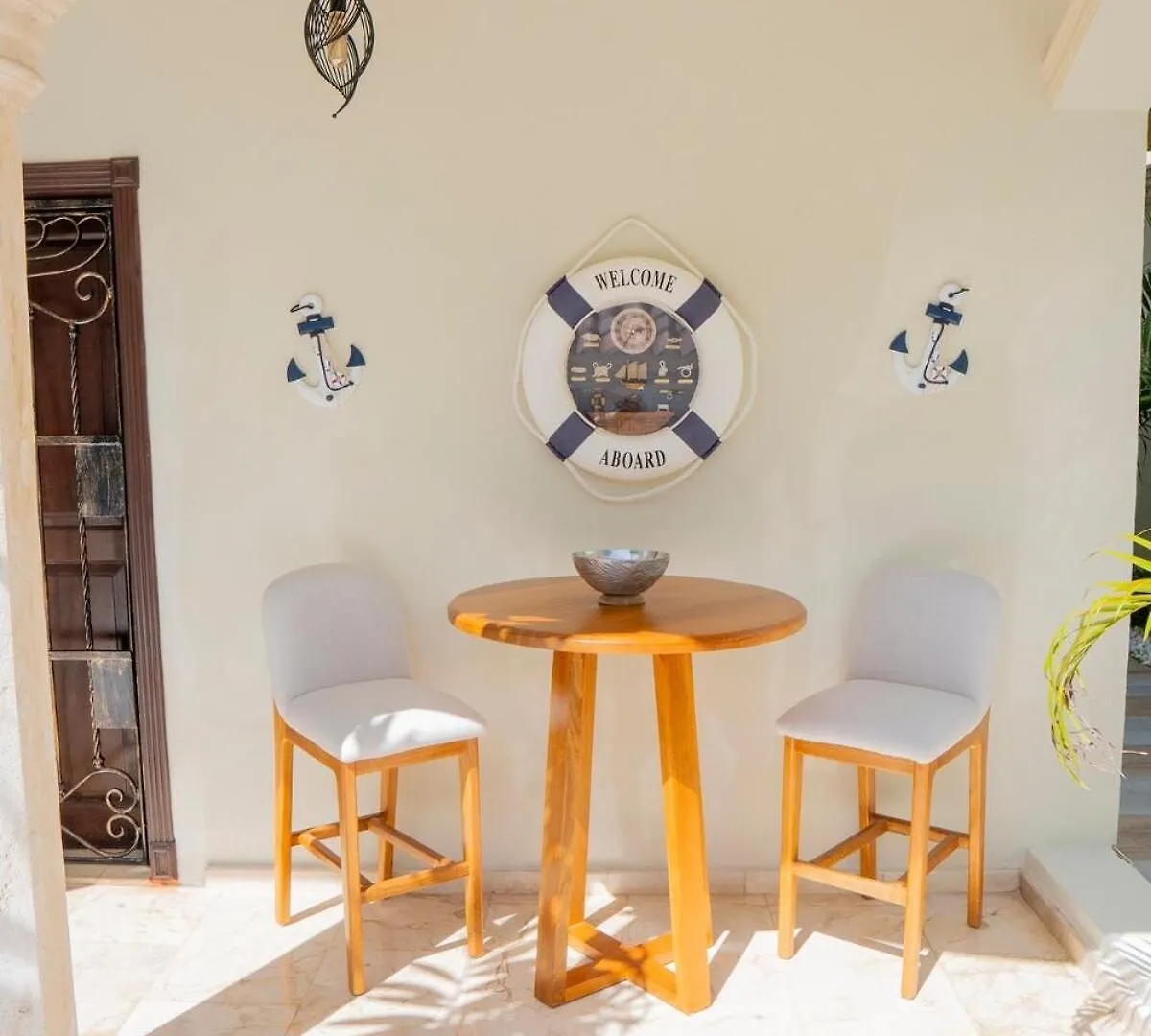 Villa La Duena - Vista Hermosa Luxury Retreat, 5Br Villa With Pool, Swim-Up Bar, Jacuzzi, Chef'S Kitchen, Fast Wi-Fi, Full Ac, Ev Charger And Solar Power, Ideal For Families & Groups Cancino 0*,  República Dominicana